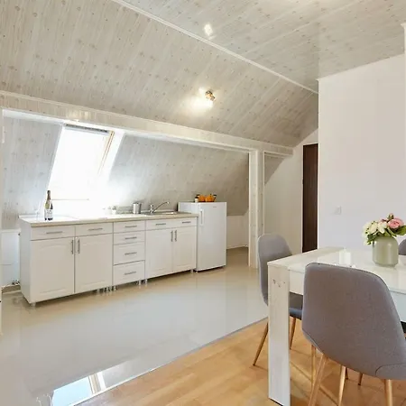 Two Bedroom By Squashtech - 1 Apartment Cluj-Napoca
