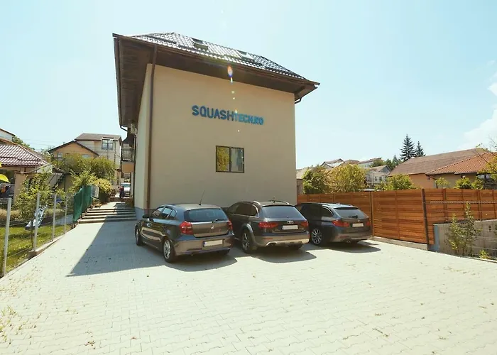 Two Bedroom By Squashtech - 1